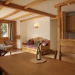 Ξενοδοχείο με διαμερίσματα Les Aravis Le Grand-Bornand